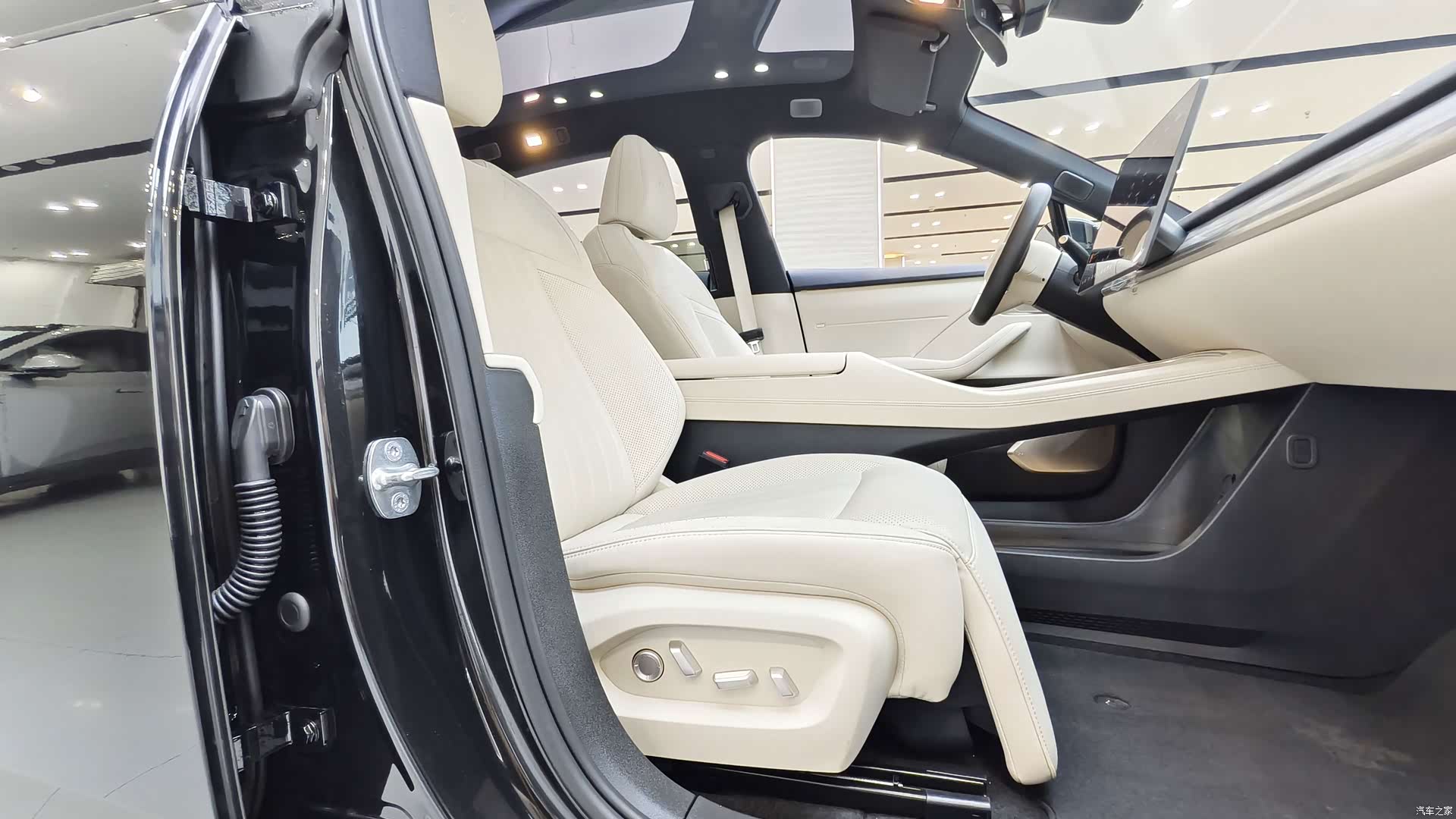 NIO L60, 2025 15