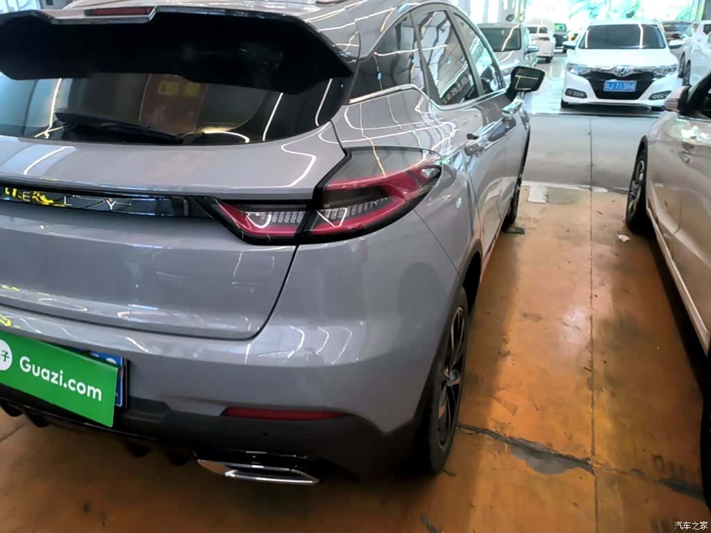 Geely Emgrand, 2022 24