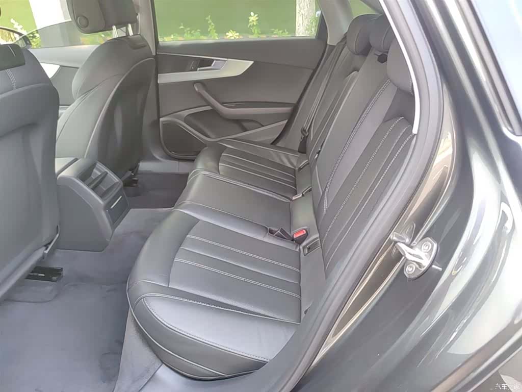 Audi A4L, 2023 17