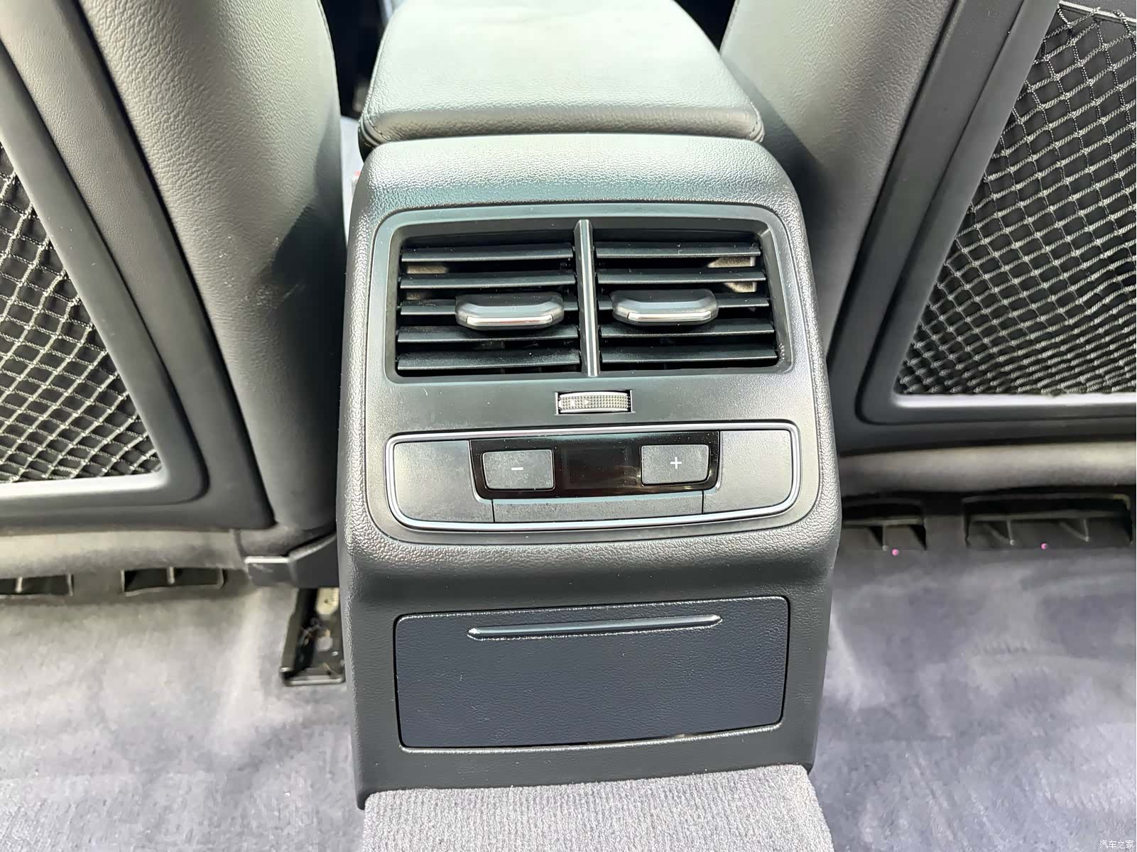 Audi A4L, 2018 14