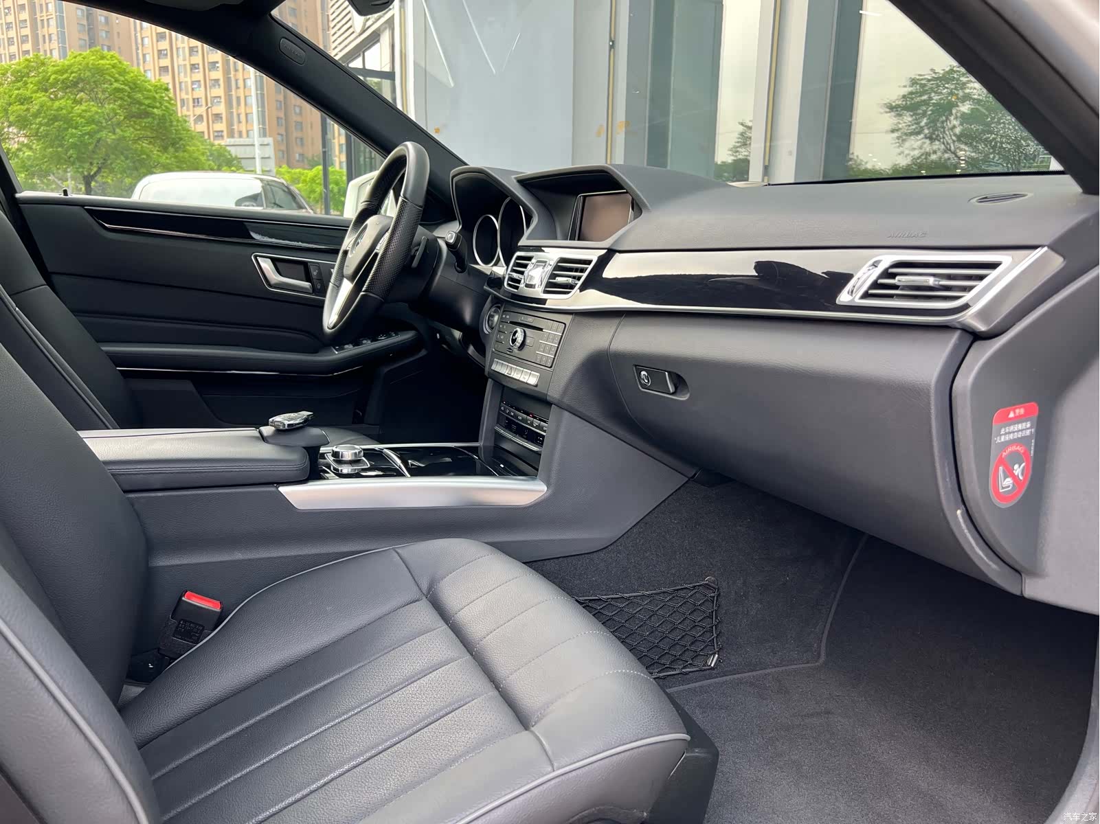 Mercedes-Benz E-Class, 2016 19