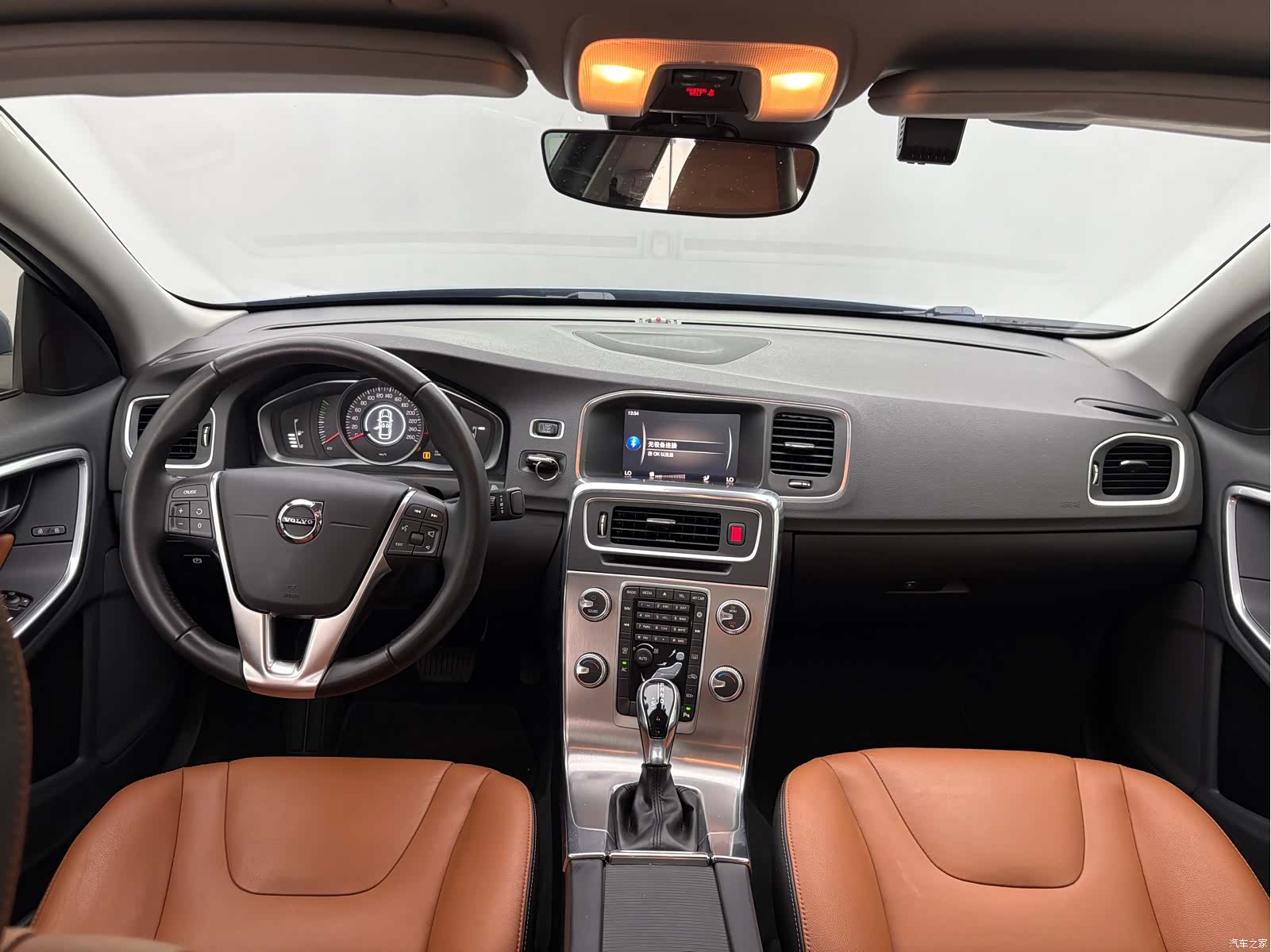 Volvo S60, 2019 13