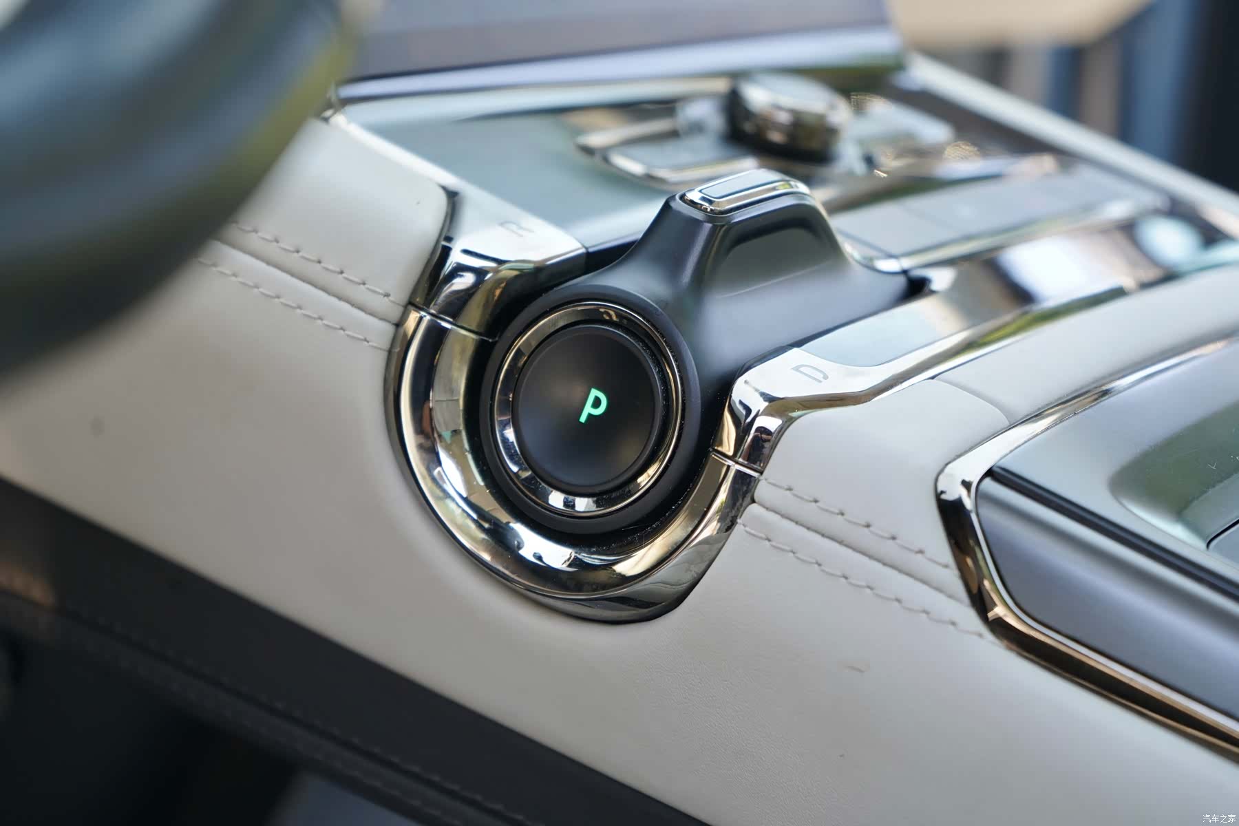 NIO ES8, 2021 8