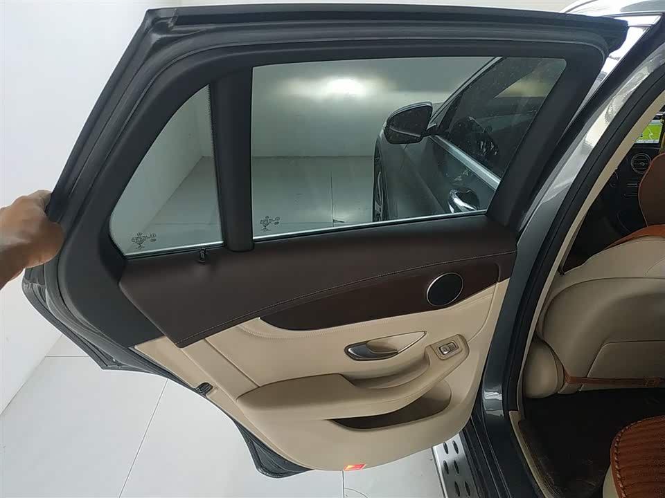 Mercedes-Benz GLC Mercedes-Benz GLC