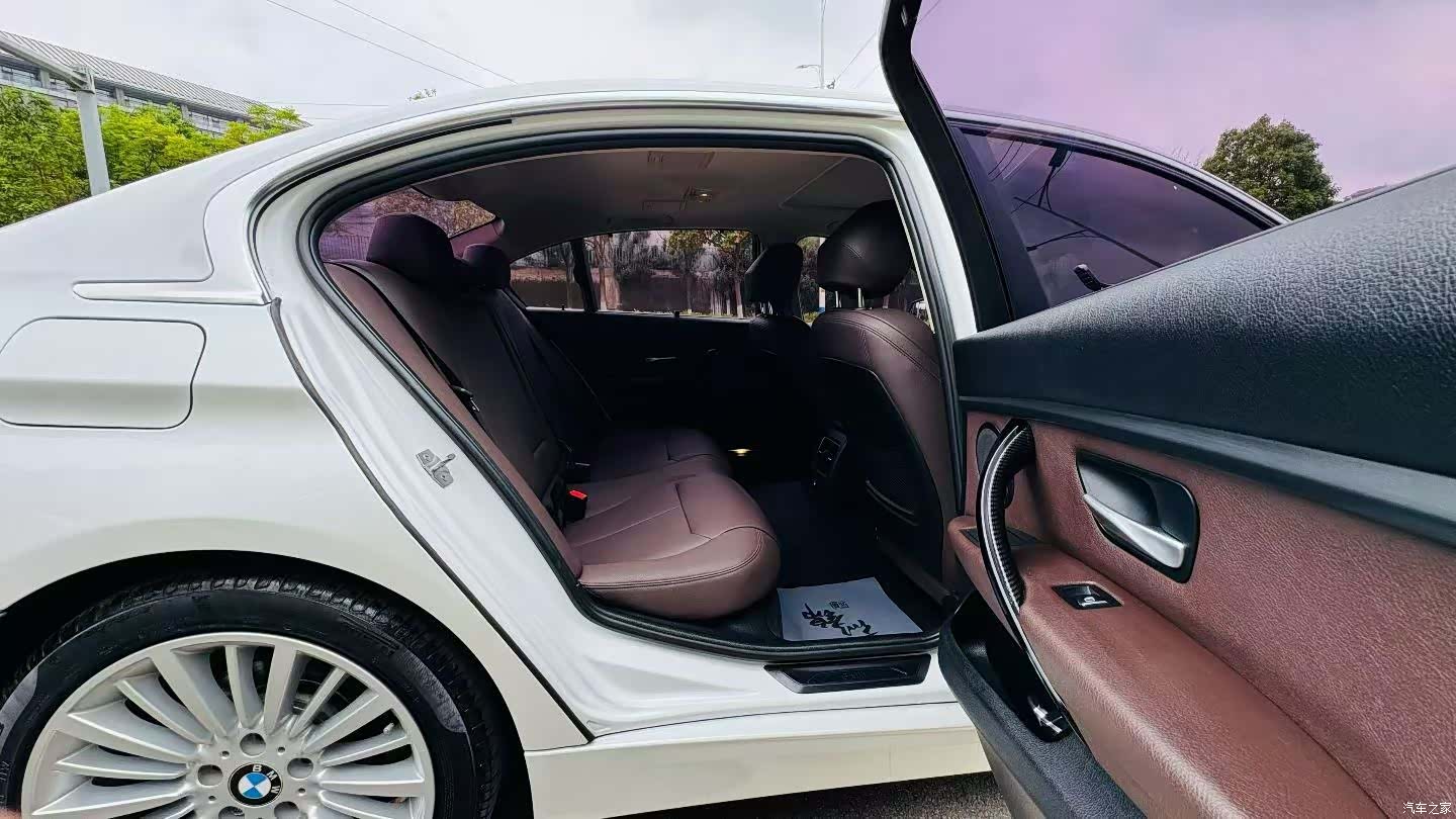BMW 3 Series, 2018 7