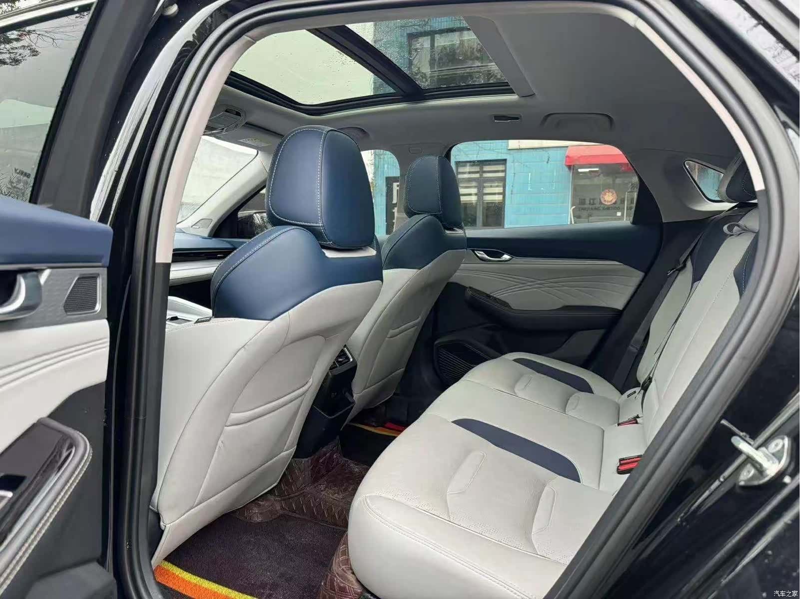 Geely Preface, 2022 11