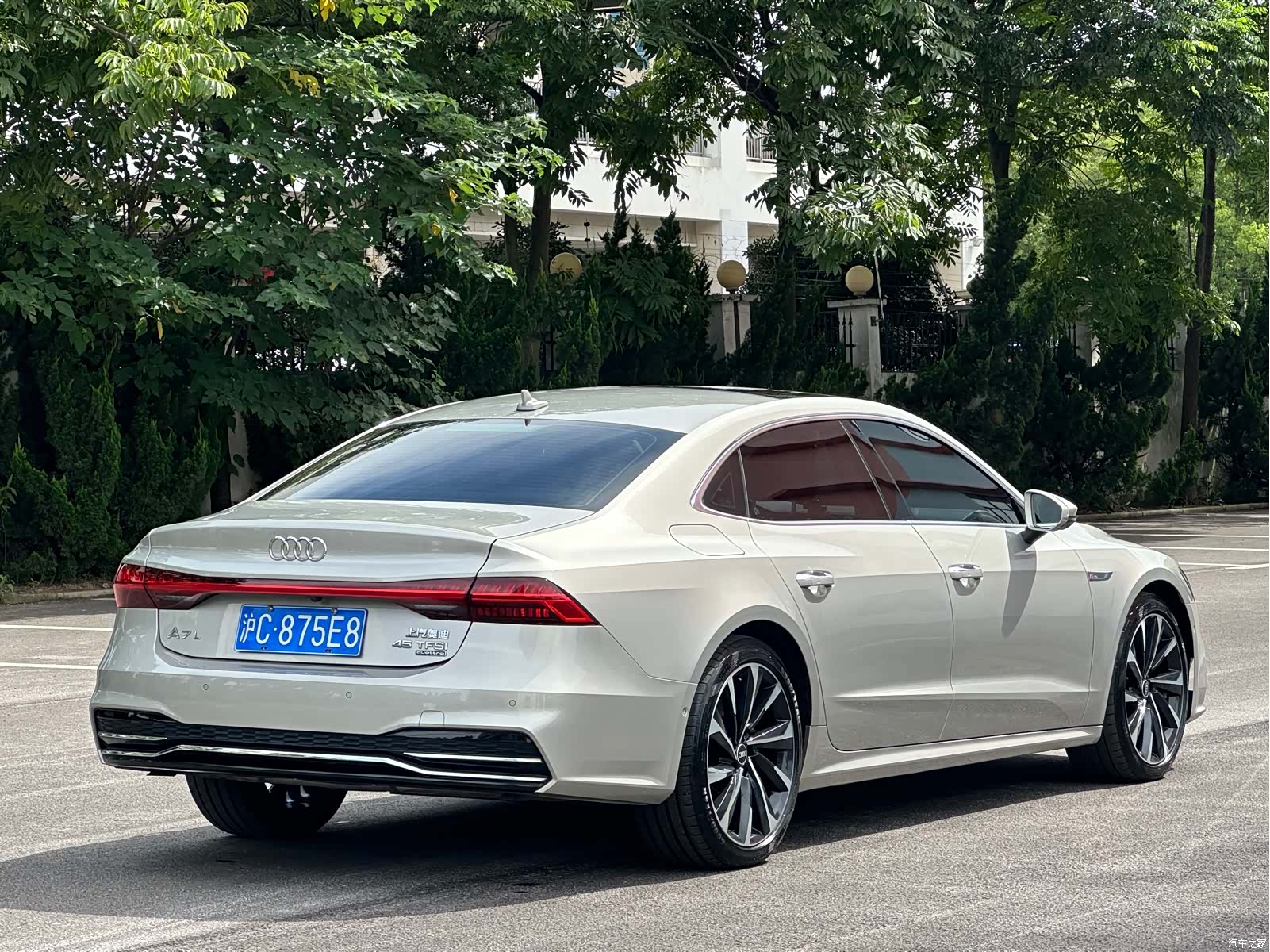 Audi A7L, 2023 14