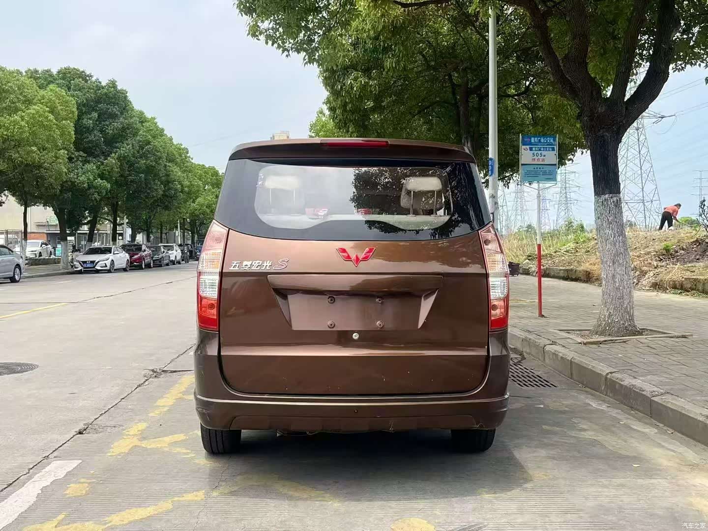 Wuling Hongguang, 2018 все фото