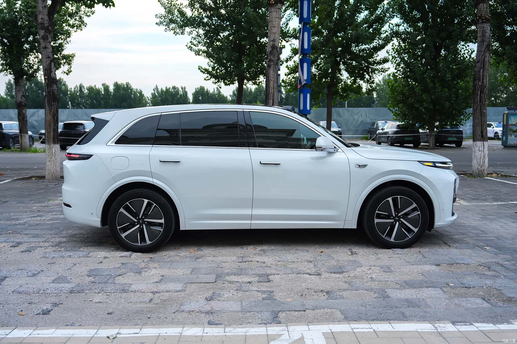 Li Auto L7, 2024 4