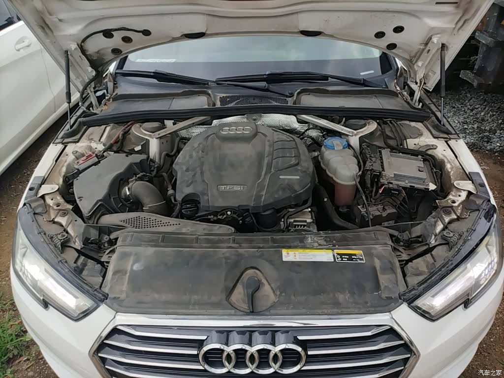 Audi A4L, 2018 20