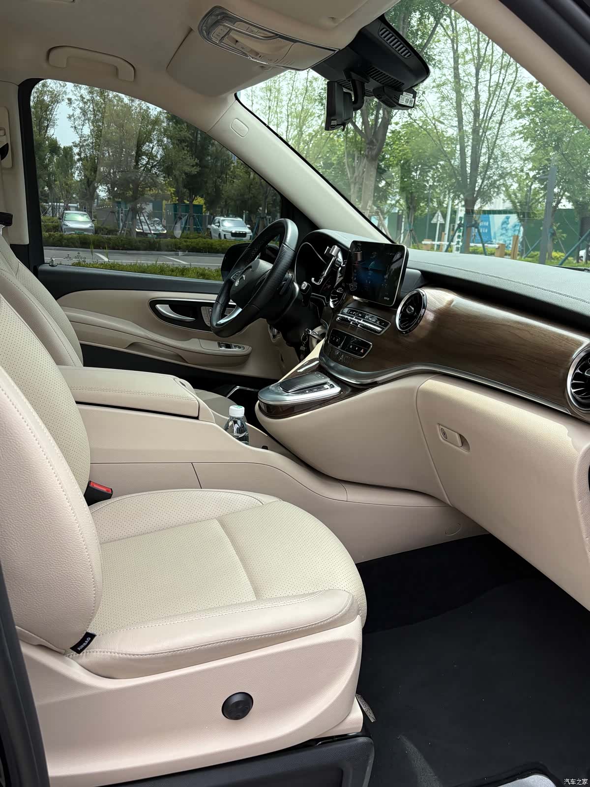 Mercedes-Benz V-Class, 2022 6