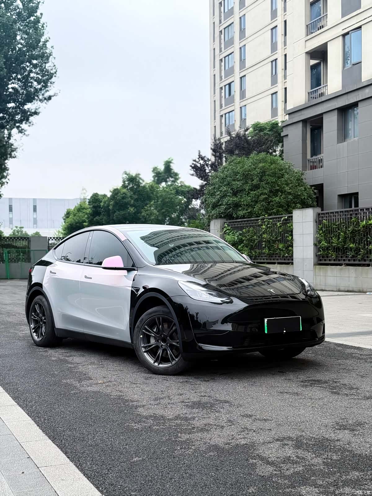 Tesla Model Y, 2023 1