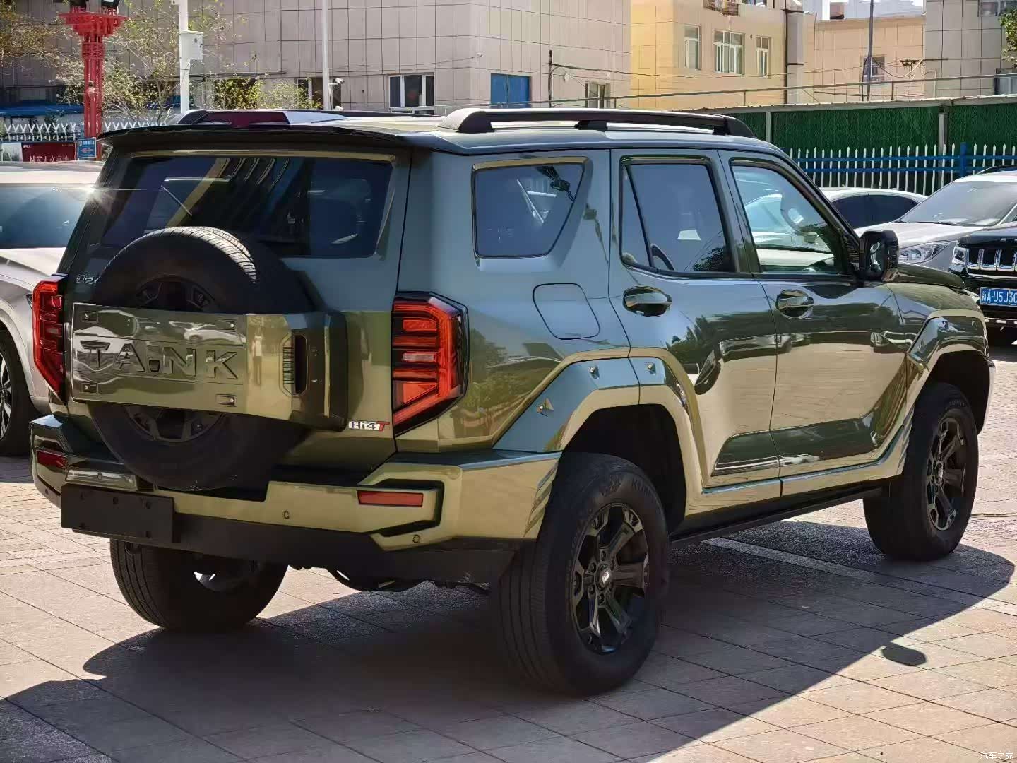 Tank 400, 2024 9