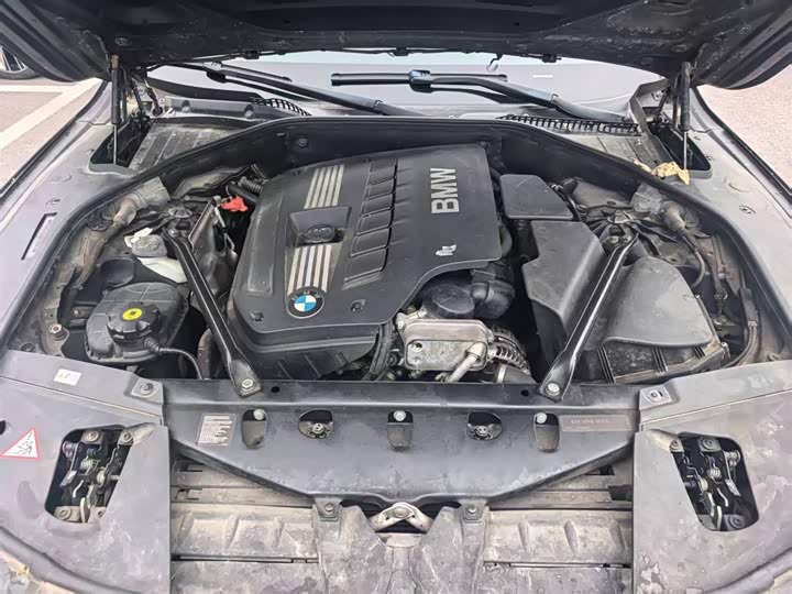 BMW 7 Series, 2011 года фото 9