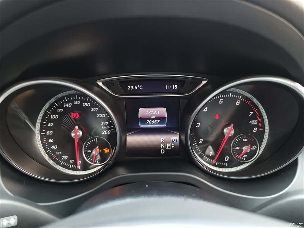 Mercedes-Benz GLA, 2019 10