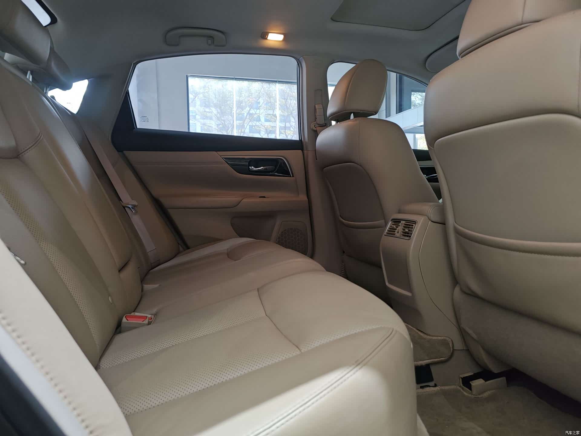 Nissan Teana, 2015 18