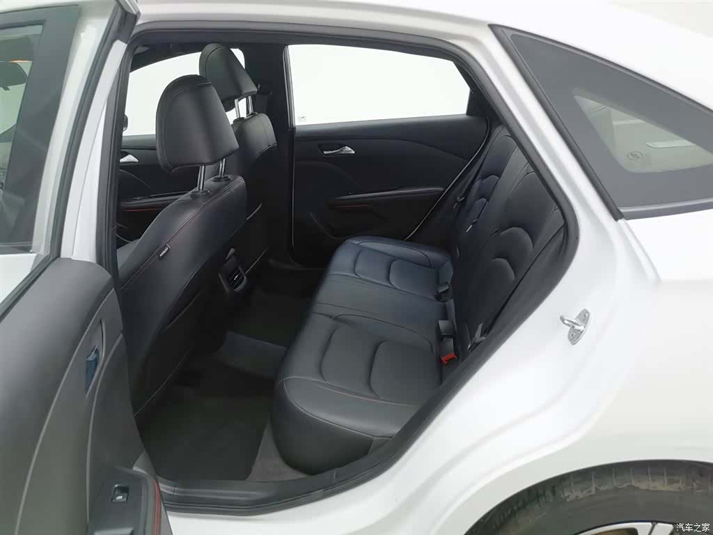 Chevrolet RS, 2021 15
