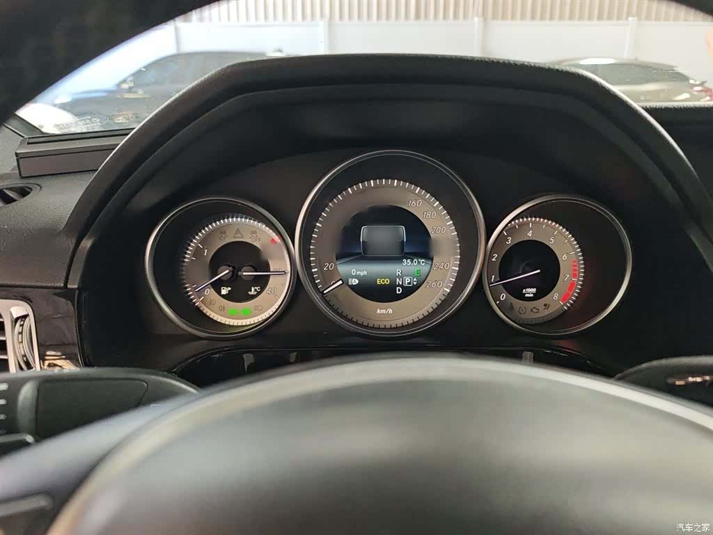 Mercedes-Benz E-Class, 2014 4