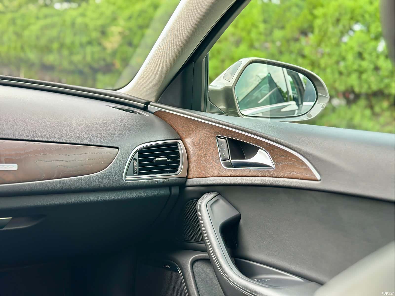 Audi A6L, 2012 45