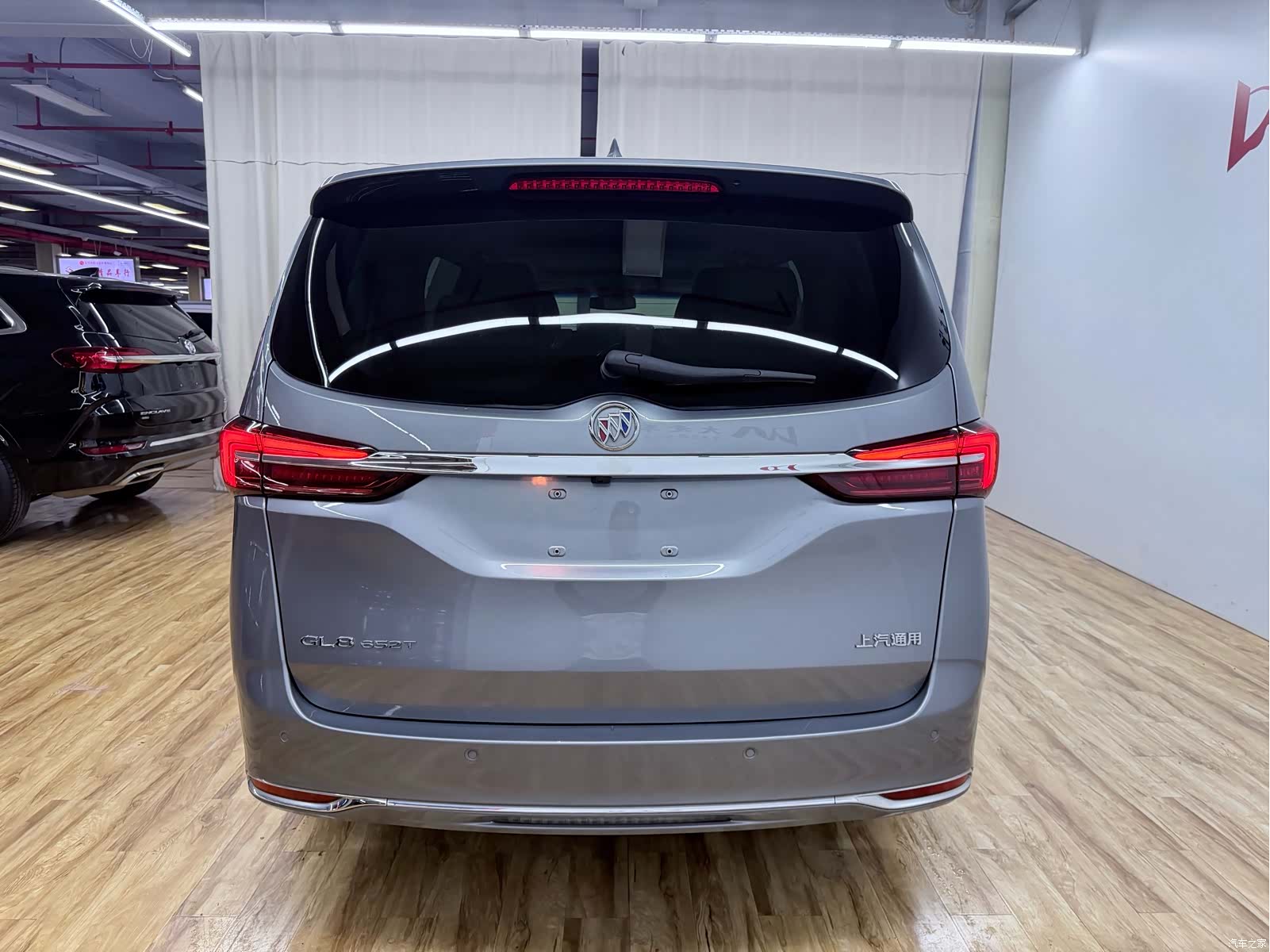 Buick GL8, 2020 6