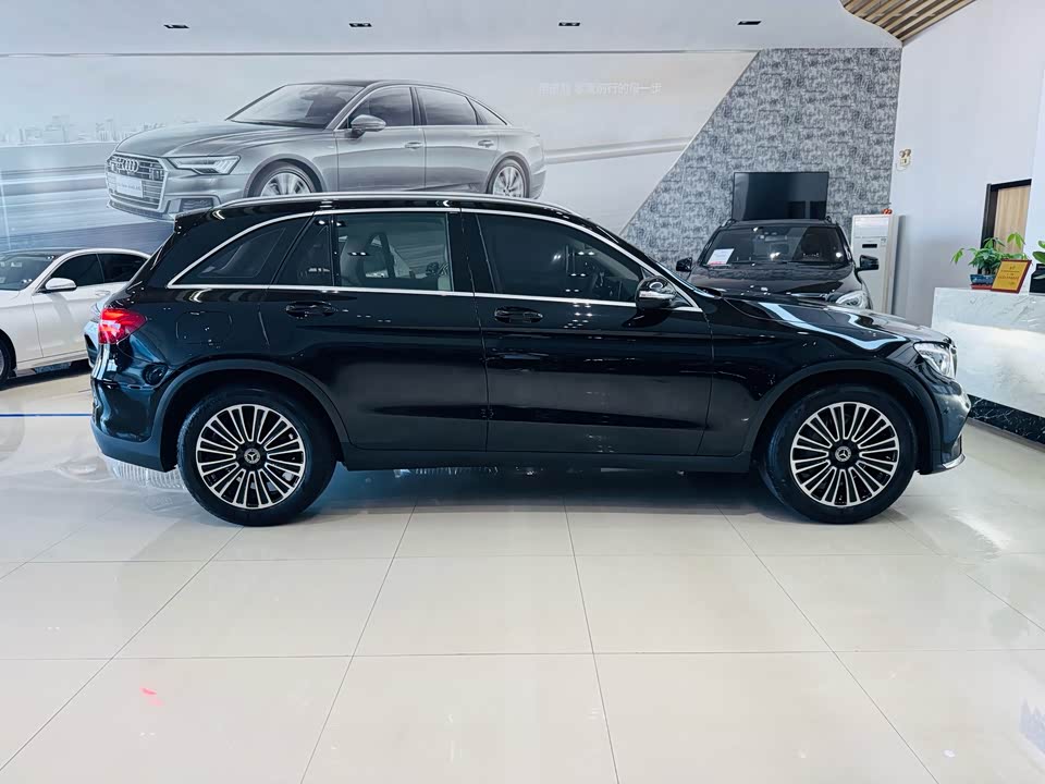 Mercedes-Benz GLC Mercedes-Benz GLC