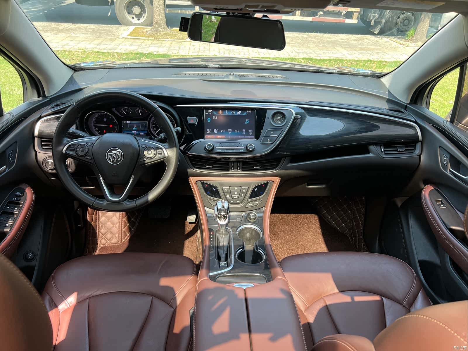 Buick Envision Plus, 2018 все фото