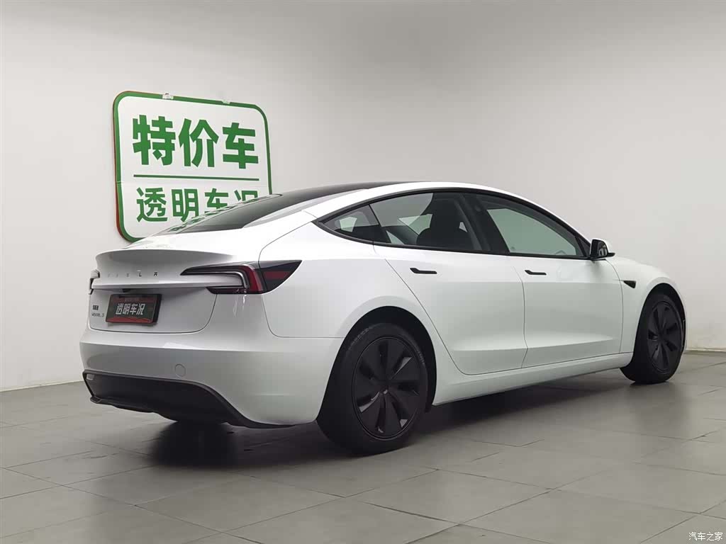 Tesla Model 3, 2025 2