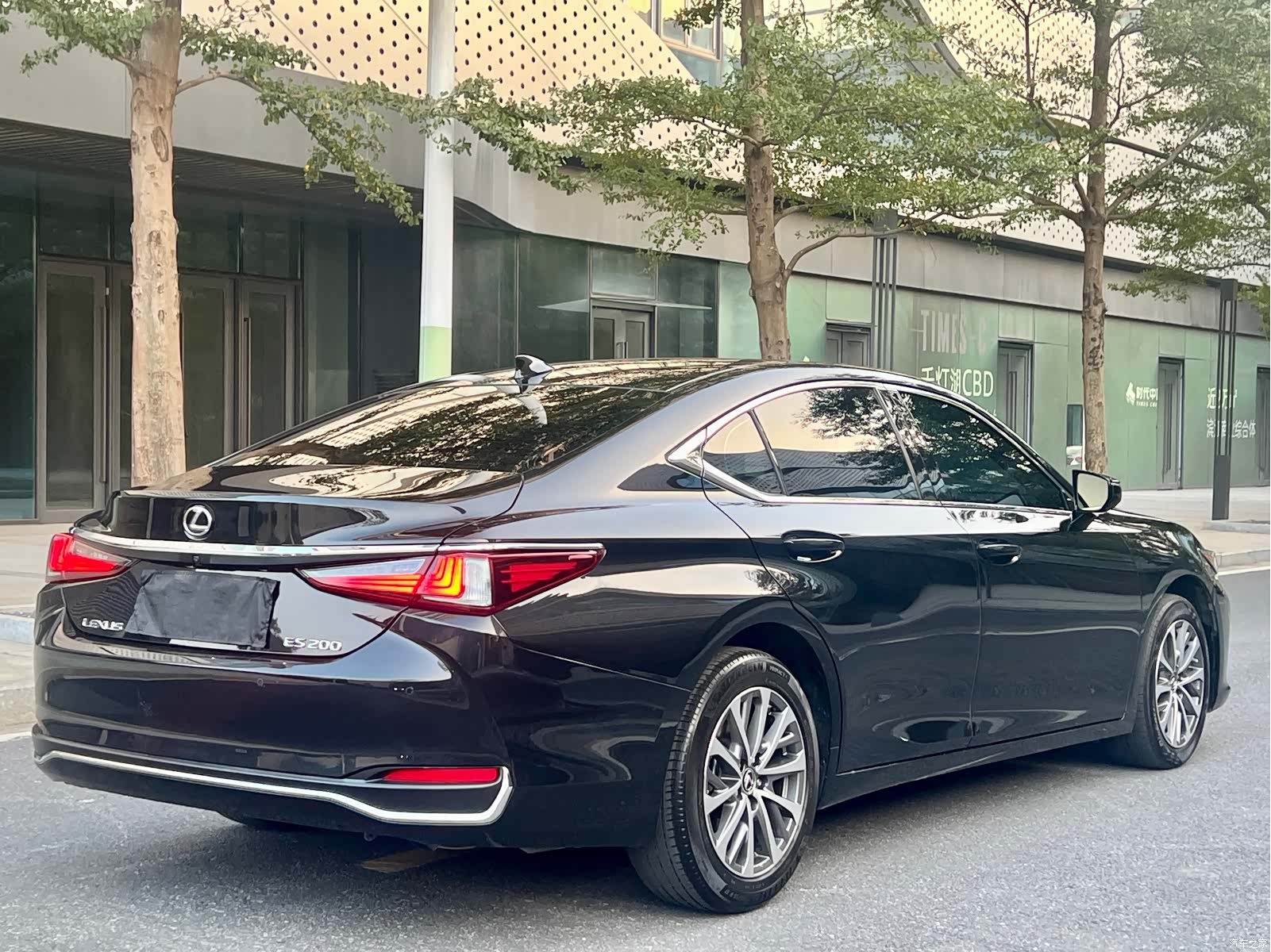 Lexus ES, 2024 10