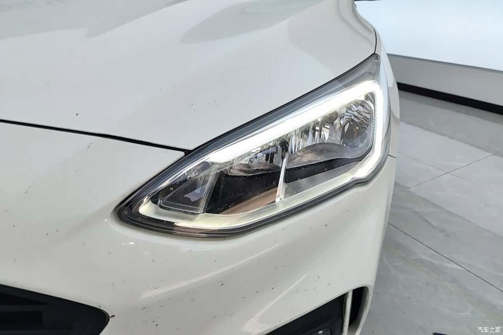 Ford Focus, 2020 все фото