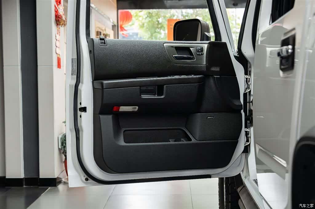 Hummer H2, 2009 11