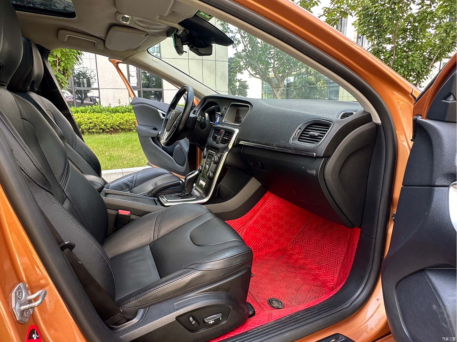 Volvo V40, 2014 7