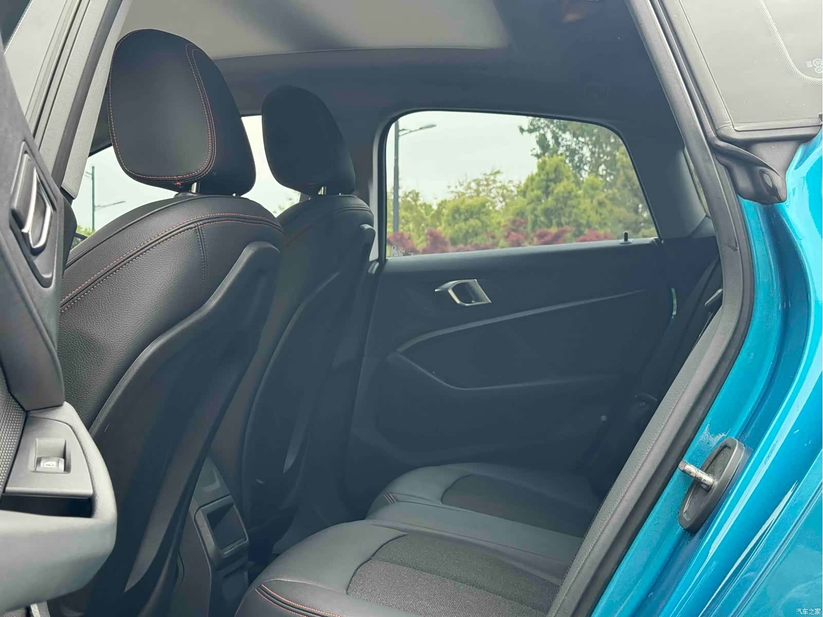 BMW 2 Series, 2022 все фото