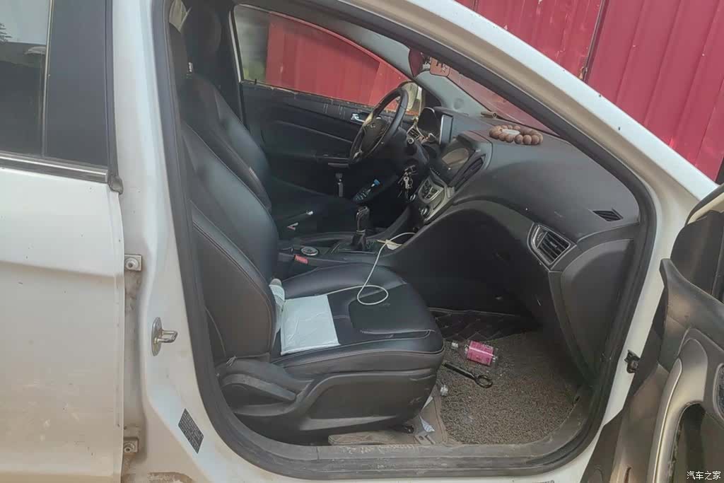Chery 5, 2016 8