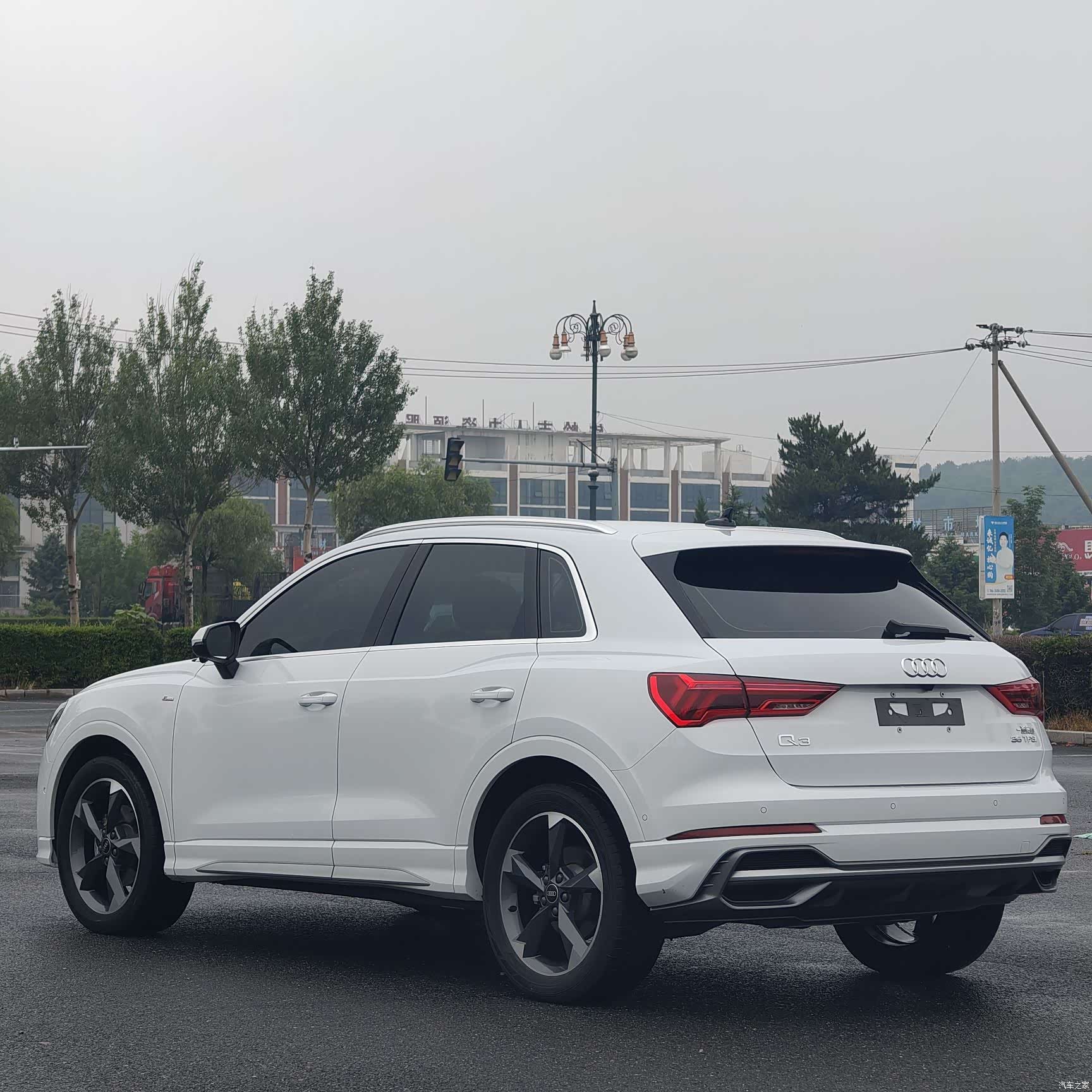 Audi Q3, 2022 все фото
