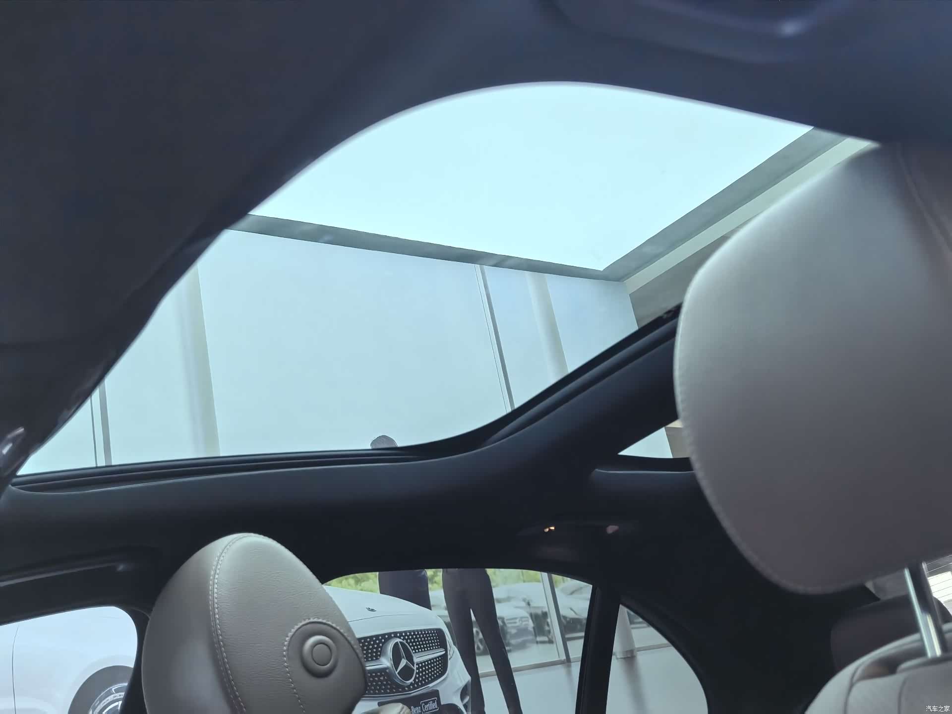 Mercedes-Benz E-Class, 2021 34