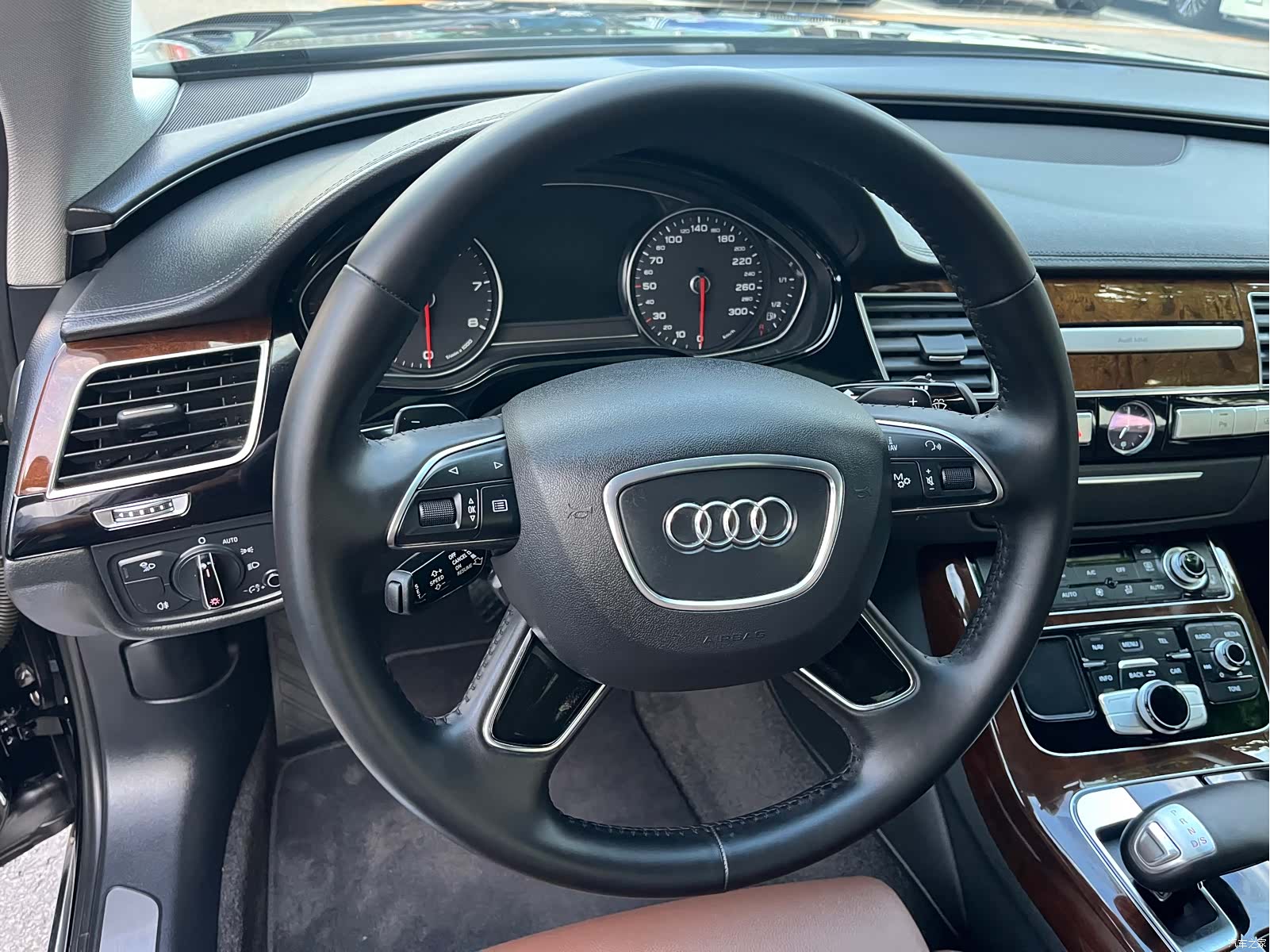 Audi A8L, 2016 15