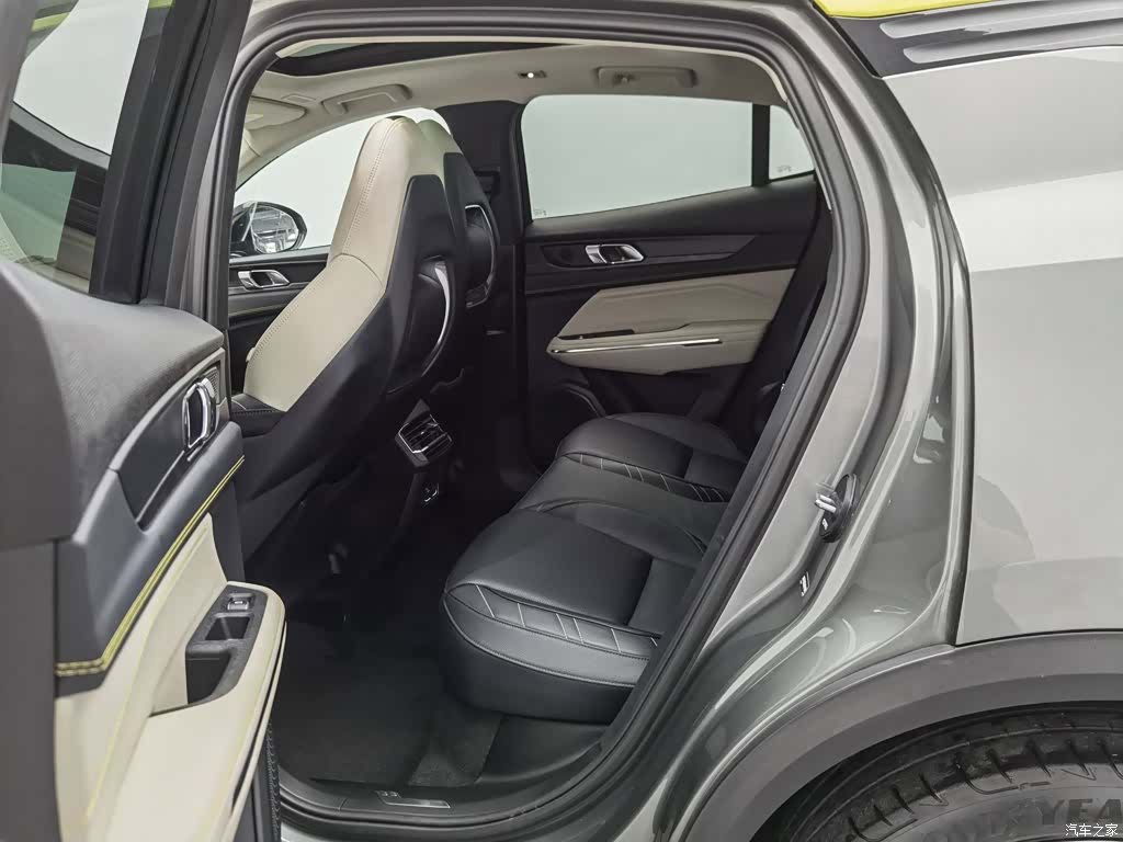 Lynk & Co 02, 2020 15