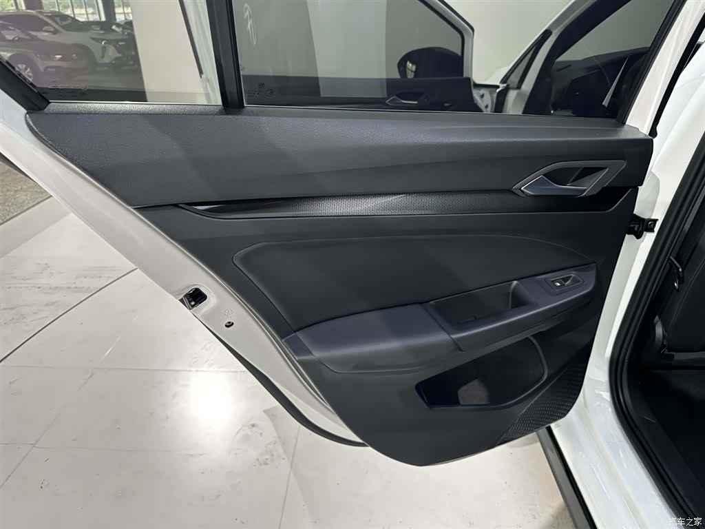 Volkswagen Golf, 2022 11