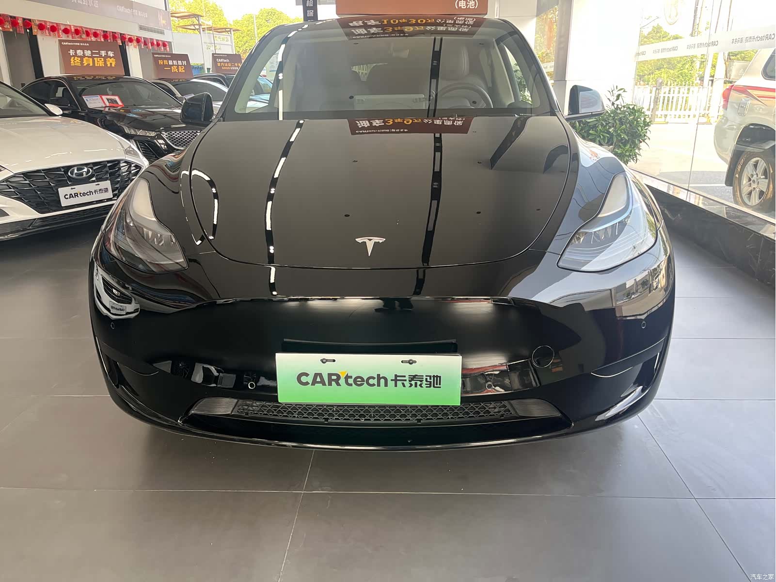 Tesla Model Y, 2023 2