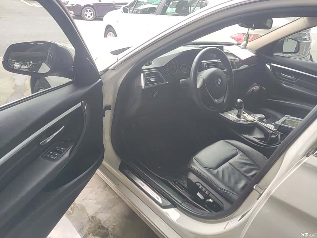 BMW 3 Series, 2016 16
