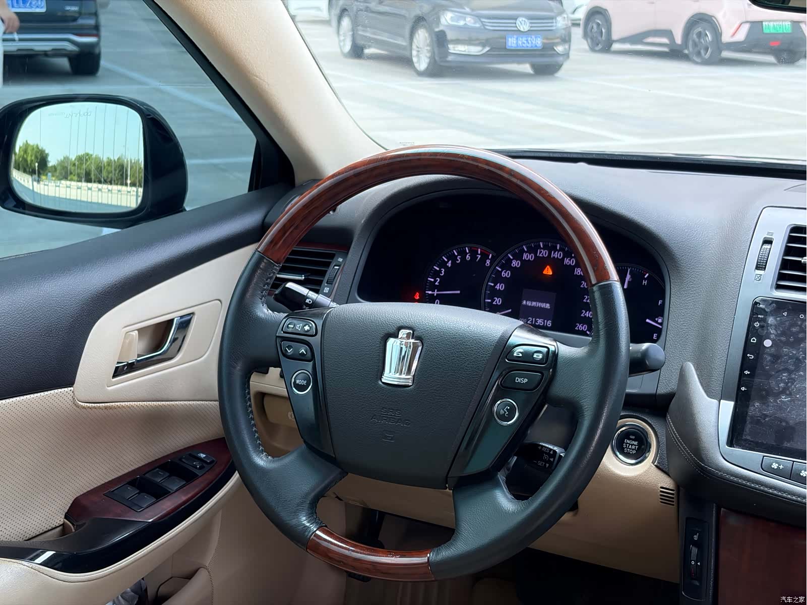 Toyota Crown, 2010 12