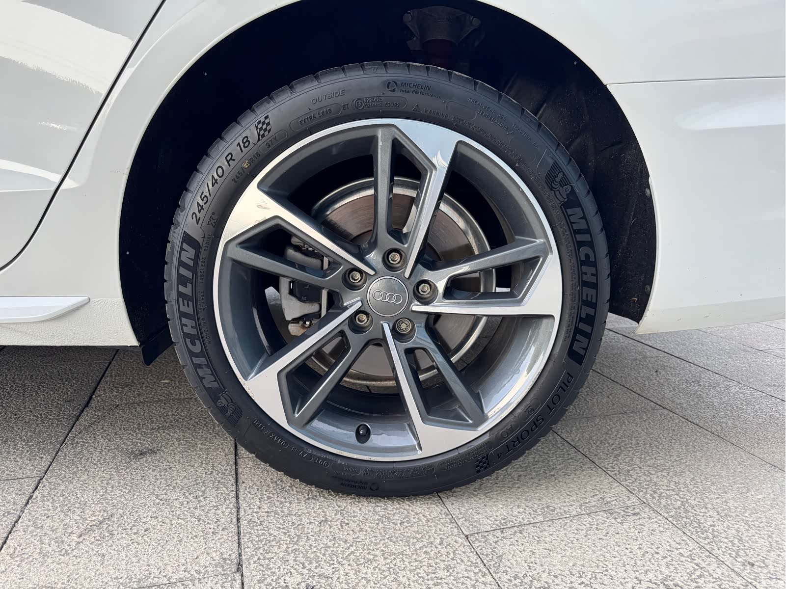 Audi A4L, 2022 10