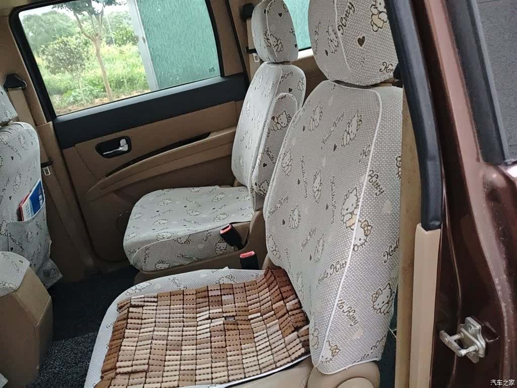 Wuling Hongguang, 2015 15