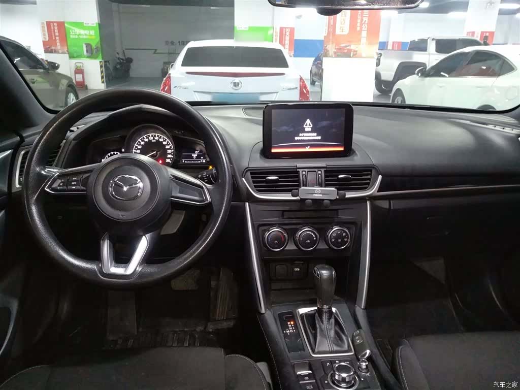 Mazda CX-4, 2018 6