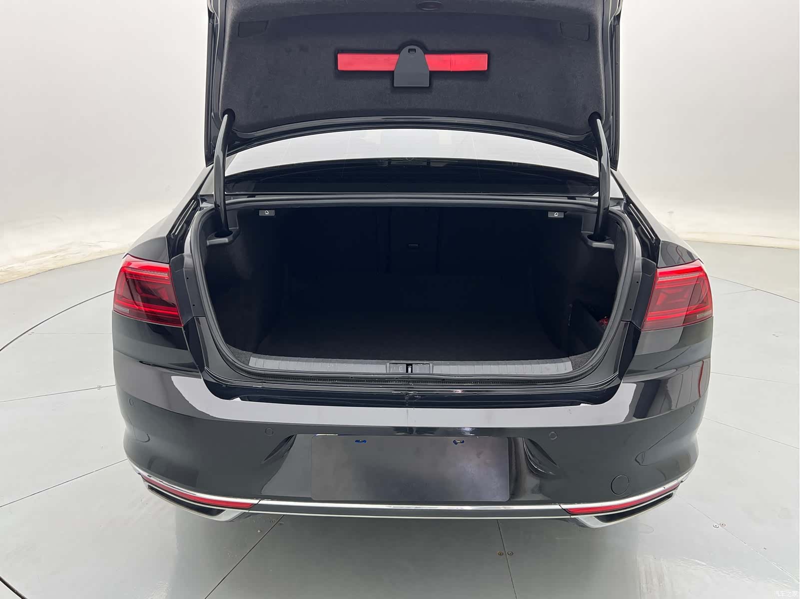 Volkswagen Magotan, 2020 28