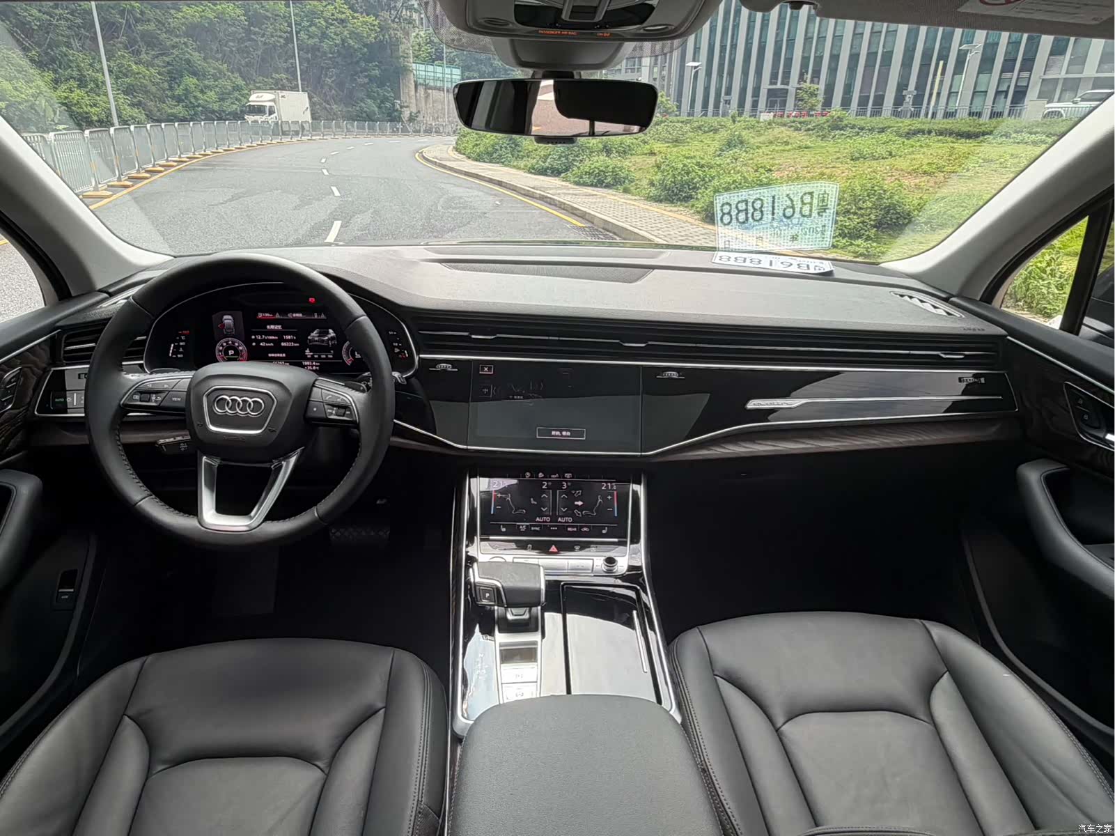 Audi Q7, 2020 10