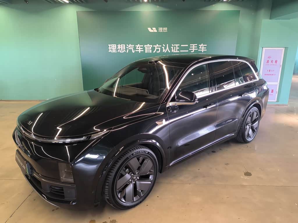 Li Auto L8