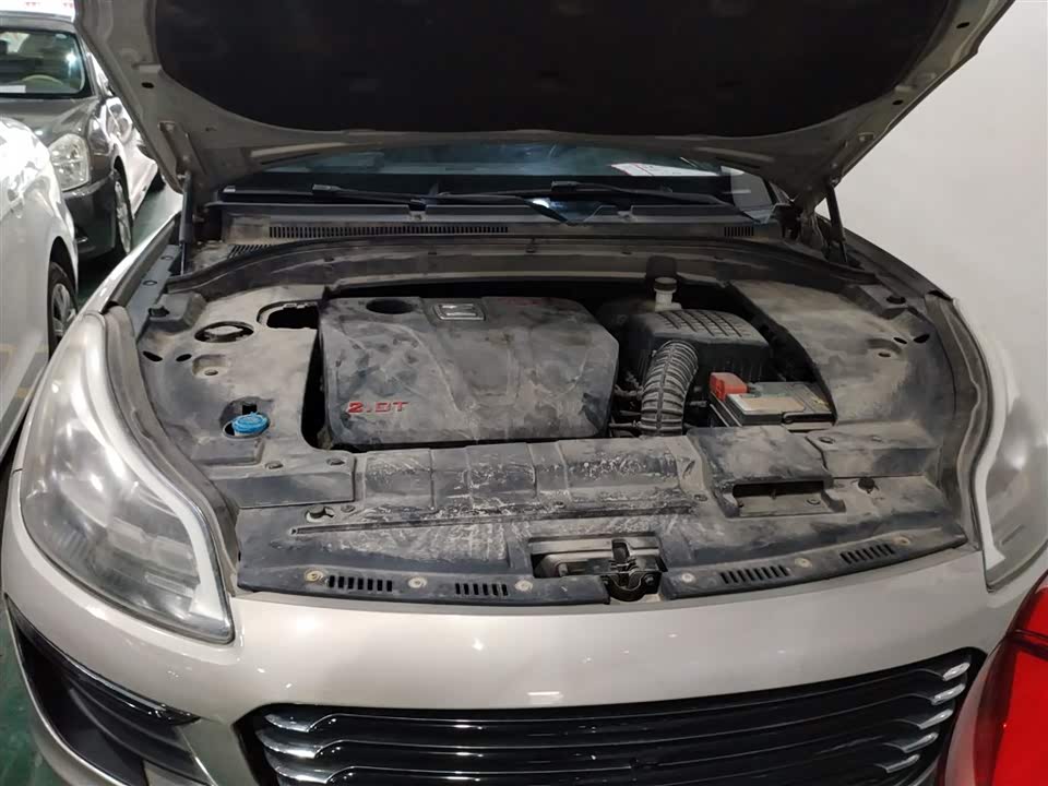 Zotye SR9 Zotye SR9