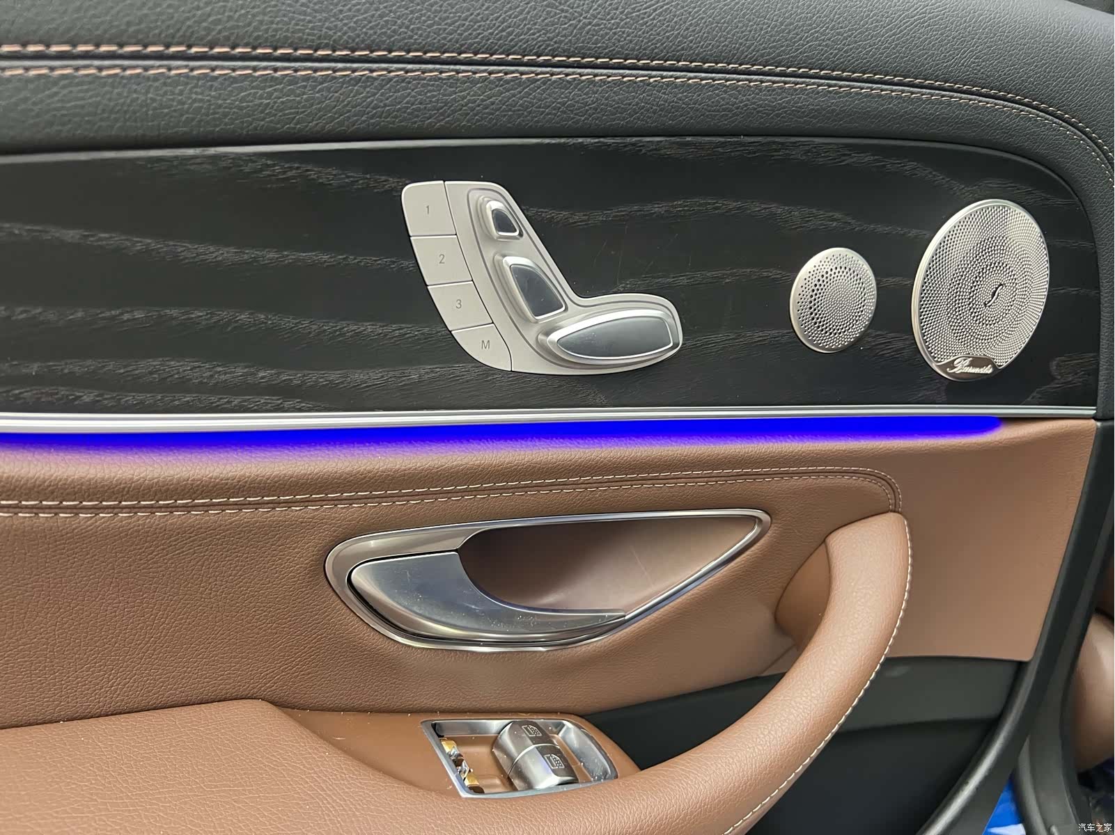 Mercedes-Benz E-Class, 2023 26