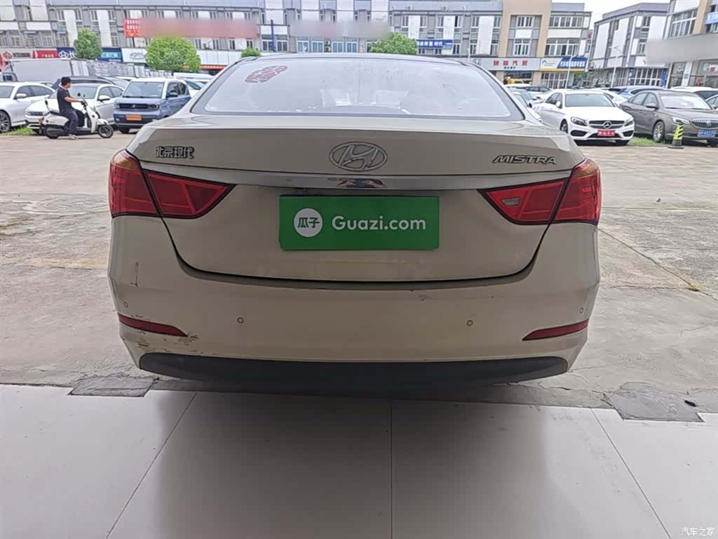 Hyundai GLS, 2015 6
